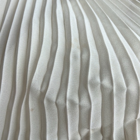 Nanette Lepore Cream Pleated Dress - Picture 10 of 10